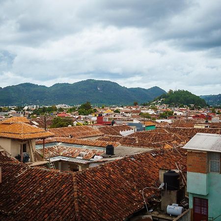 Tierra Alta Hostal San Cristóbal de Las Casas Εξωτερικό φωτογραφία