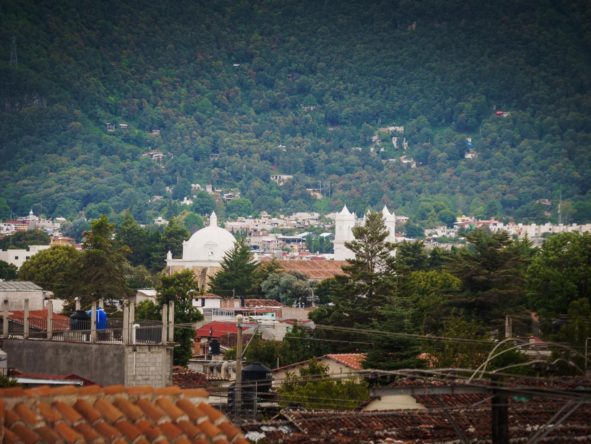 Tierra Alta Hostal San Cristóbal de Las Casas Εξωτερικό φωτογραφία